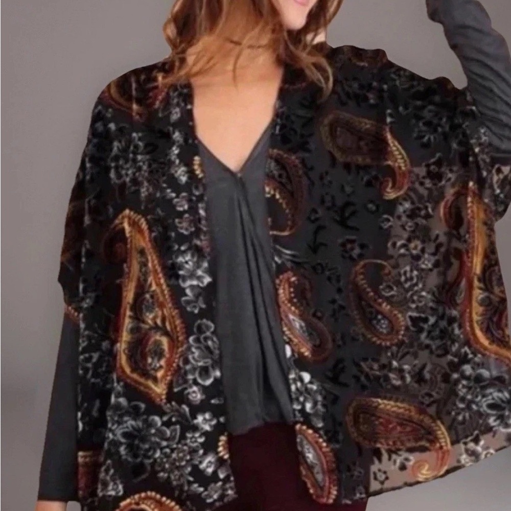 UMGEE Kimono Womens Small/ Medium Multicolor Velvet Paisley Burnout Cardigan EUC